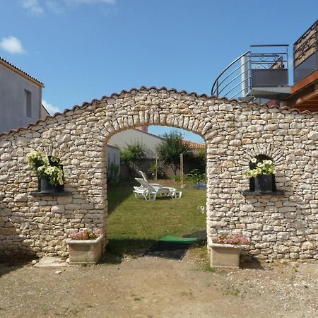 Chambre D'Hote Fleur De Potager Les Sables-dʼOlonne Exterior foto